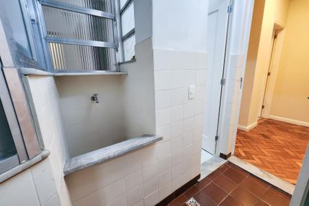 Apartamento para alugar com 250m², 3 quartos e 1 vaga Apartamento para alugar com 250m², 3 quartos e 1 vagaÁrea de Serviço