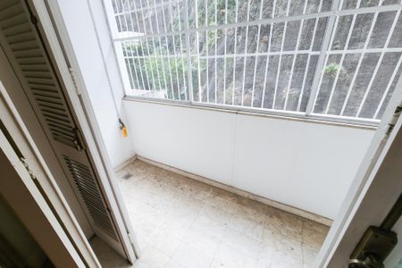 Apartamento para alugar com 250m², 3 quartos e 1 vaga Apartamento para alugar com 250m², 3 quartos e 1 vagaQuarto 3