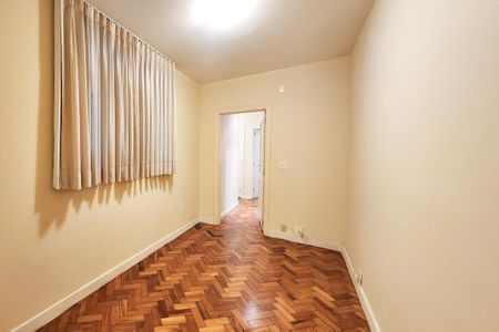 Apartamento para alugar com 250m², 3 quartos e 1 vaga Apartamento para alugar com 250m², 3 quartos e 1 vagaAntessala