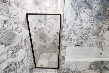 Apartamento para alugar com 250m², 3 quartos e 1 vaga Apartamento para alugar com 250m², 3 quartos e 1 vagaBanheiro Social
