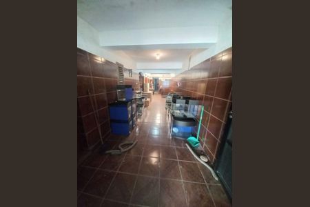 Casa à venda com 2 quartos, 380m² em Vila Sao Pedro, São Paulo