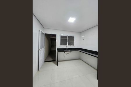 Casa à venda com 117m², 3 quartos e 2 vagas