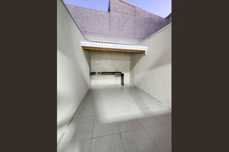 Casa à venda com 117m², 3 quartos e 2 vagas