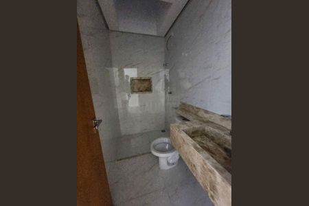 Casa à venda com 117m², 3 quartos e 2 vagas