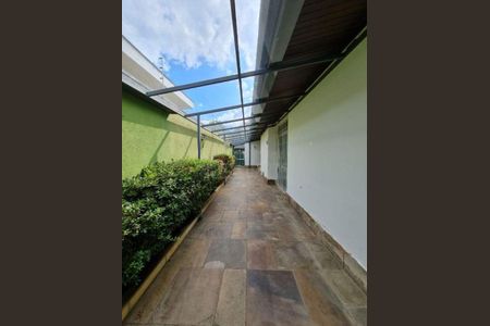 Casa à venda com 485m², 5 quartos e 5 vagas