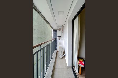 Varanda de kitnet/studio para alugar com 1 quarto, 27m² em Vila Anglo Brasileira, São Paulo