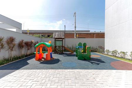 Apartamento para alugar com 41m², 2 quartos e sem vaga Apartamento para alugar com 41m², 2 quartos e sem vagaÁrea comum - Playground