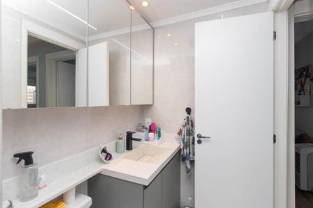 Banheiro de apartamento para alugar com 2 quartos, 41m² em Vila Guilherme, São Paulo