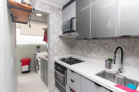 Apartamento para alugar com 41m², 2 quartos e sem vaga Apartamento para alugar com 41m², 2 quartos e sem vagaCozinha e Área de Serviço