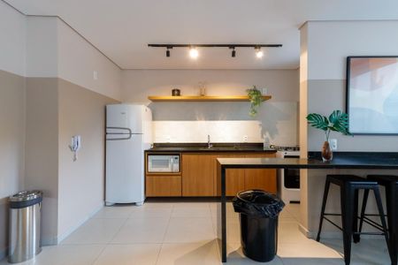 Apartamento para alugar com 41m², 2 quartos e sem vaga Apartamento para alugar com 41m², 2 quartos e sem vagaÁrea comum - Salão de festas