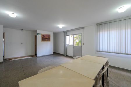 Apartamento à venda com 46m², 1 quarto e 1 vaga Apartamento à venda com 46m², 1 quarto e 1 vagaÁrea comum - Salão de festas