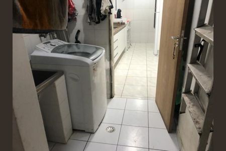 Casa à venda com 3 quartos, 152m² em Jardim Prudência, São Paulo