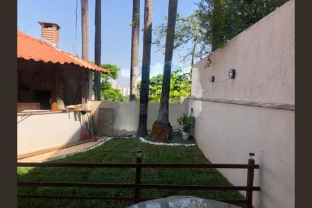Casa à venda com 3 quartos, 152m² em Jardim Prudência, São Paulo