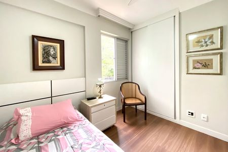 Apartamento à venda com 98m², 3 quartos e 2 vagas Apartamento à venda com 98m², 3 quartos e 2 vagasQuarto 3
