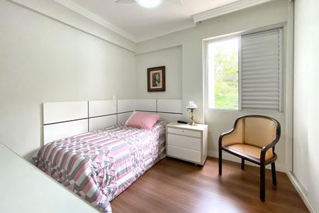 Apartamento à venda com 98m², 3 quartos e 2 vagas Apartamento à venda com 98m², 3 quartos e 2 vagasQuarto 3