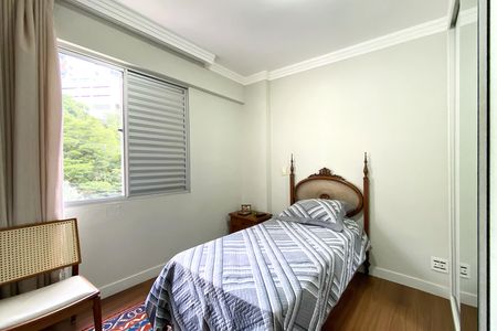 Apartamento à venda com 98m², 3 quartos e 2 vagas Apartamento à venda com 98m², 3 quartos e 2 vagasQuarto 2