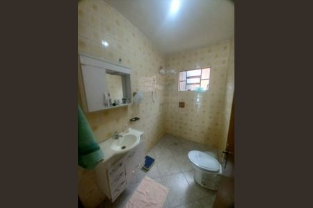 Casa à venda com 180m², 4 quartos e 2 vagas