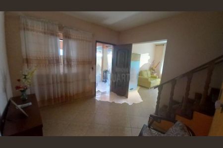 Casa à venda com 180m², 4 quartos e 2 vagas