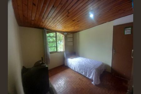 Casa à venda com 4 quartos, 180m² em Jardim Umuarama, São Paulo