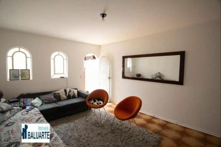 Casa à venda com 3 quartos, 110m² em Jardim Santa Cruz (Campo Grande), São Paulo