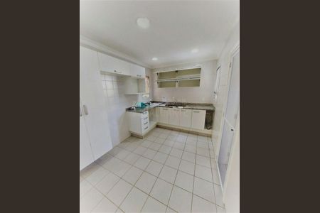 Casa à venda com 132m², 4 quartos e 3 vagas