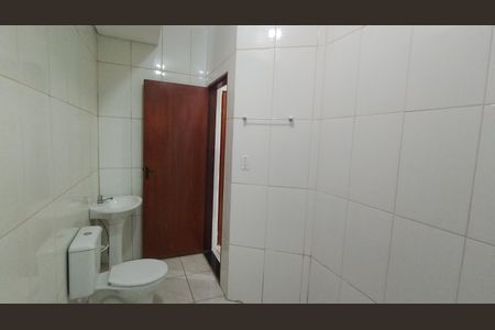 Casa para alugar com 85m², 3 quartos e 1 vaga Casa para alugar com 85m², 3 quartos e 1 vagaBanheiro suíte