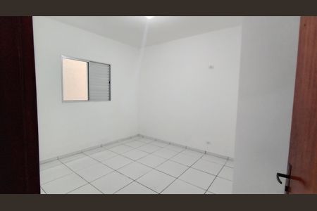 Quarto 3 de casa para alugar com 3 quartos, 85m² em Jardim Márcia, Suzano