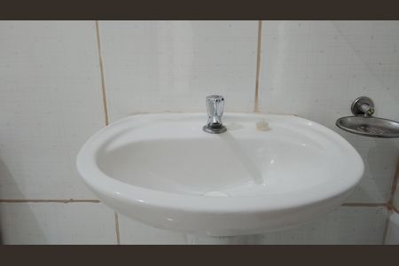 Casa para alugar com 85m², 3 quartos e 1 vaga Casa para alugar com 85m², 3 quartos e 1 vagaBanheiro