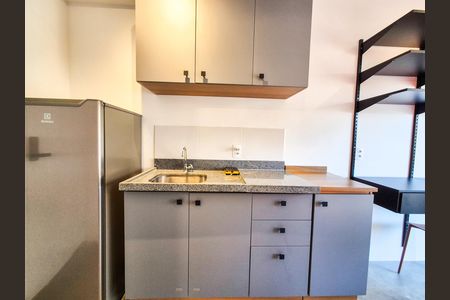 Studio para alugar com 20m², 1 quarto e sem vaga Studio para alugar com 20m², 1 quarto e sem vagaCozinha