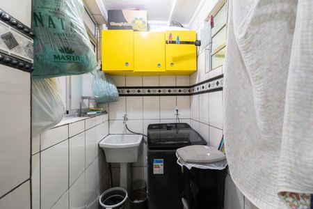 Apartamento à venda com 45m², 1 quarto e sem vaga Apartamento à venda com 45m², 1 quarto e sem vagaCozinha e Área de Serviço