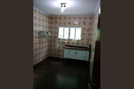 Casa à venda com 2 quartos, 190m² em Jardim Itacolomi, São Paulo