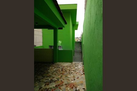 Casa à venda com 2 quartos, 190m² em Jardim Itacolomi, São Paulo
