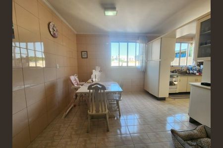 Casa à venda com 3 quartos, 228m² em Vila Sao Pedro, São Paulo