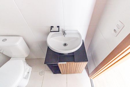 Apartamento para alugar com 40m², 2 quartos e sem vaga Apartamento para alugar com 40m², 2 quartos e sem vagaBanheiro
