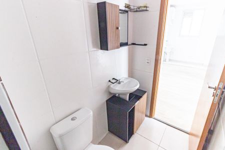 Apartamento para alugar com 40m², 2 quartos e sem vaga Apartamento para alugar com 40m², 2 quartos e sem vagaBanheiro