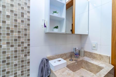 Apartamento à venda com 44m², 2 quartos e 1 vagaBanheiro