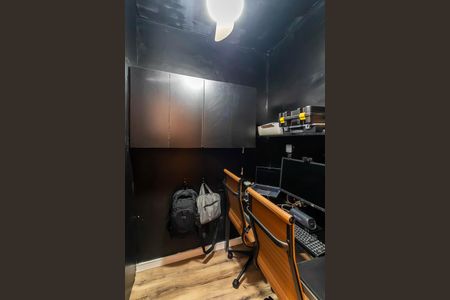 Apartamento à venda com 44m², 2 quartos e 1 vagaEscritório