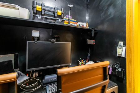 Apartamento à venda com 44m², 2 quartos e 1 vagaEscritório