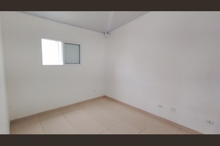 Quarto 1 de casa para alugar com 2 quartos, 67m² em Jardim Márcia, Suzano
