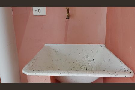 Casa para alugar com 67m², 2 quartos e sem vaga Casa para alugar com 67m², 2 quartos e sem vagaÁrea de Serviço
