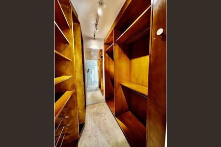 Apartamento à venda com 4 quartos, 220m² em Campo Belo, São Paulo