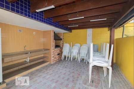 Apartamento à venda com 49m², 2 quartos e 1 vaga Apartamento à venda com 49m², 2 quartos e 1 vagaÁrea comum - Churrasqueira
