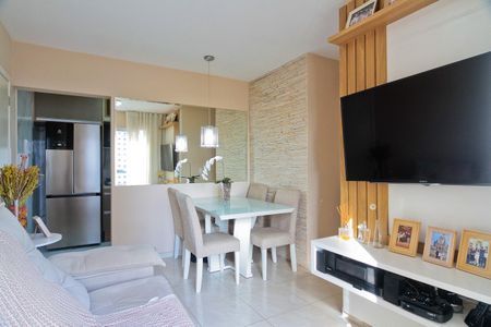 Sala de apartamento à venda com 2 quartos, 47m² em Vila Nova Cachoeirinha, São Paulo