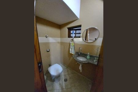 Casa à venda com 151m², 3 quartos e 3 vagas