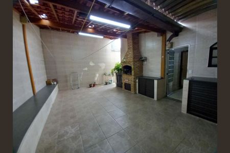 Casa à venda com 151m², 3 quartos e 3 vagas