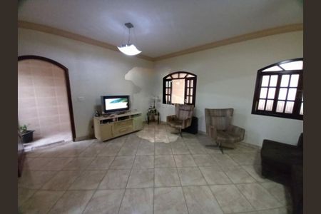 Casa à venda com 151m², 3 quartos e 3 vagas
