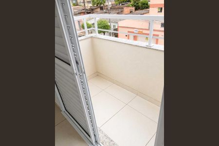 Apartamento para alugar com 56m², 2 quartos e 1 vagaVaranda