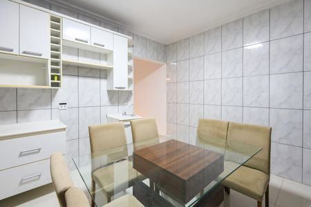 Casa para alugar com 140m², 3 quartos e 4 vagas Casa para alugar com 140m², 3 quartos e 4 vagasCozinha
