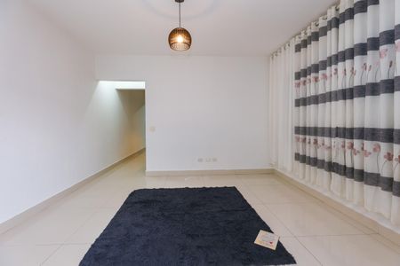 Sala de casa para alugar com 3 quartos, 140m² em Jardim Clementino, Taboão da Serra