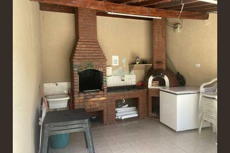 Casa à venda com 55m², 2 quartos e 1 vaga
